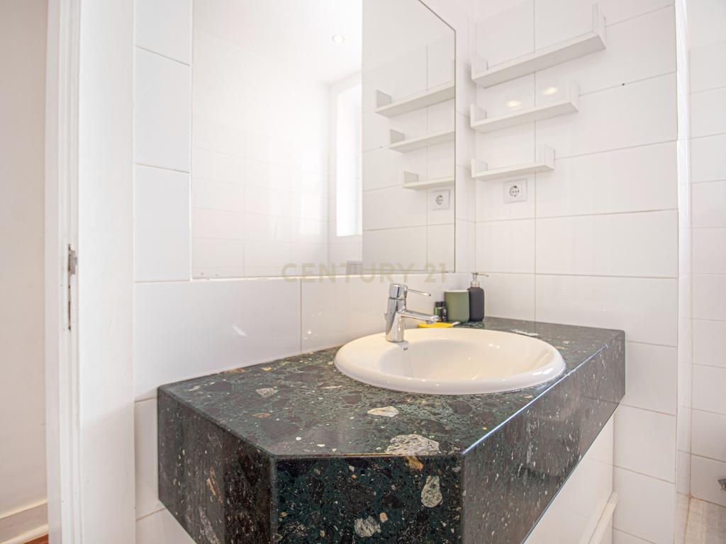 Apartamento T3 no centro de Lisboa - Image 20