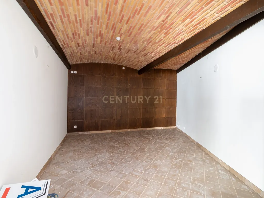 🏡 Moradia T3+1 com sótão habitável e espaço comercial! 🌟 - Image 37