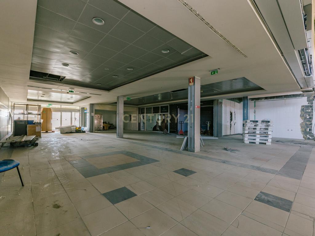 Armazém  no Porto Alto (Estrada Nacional 10) - Image 25