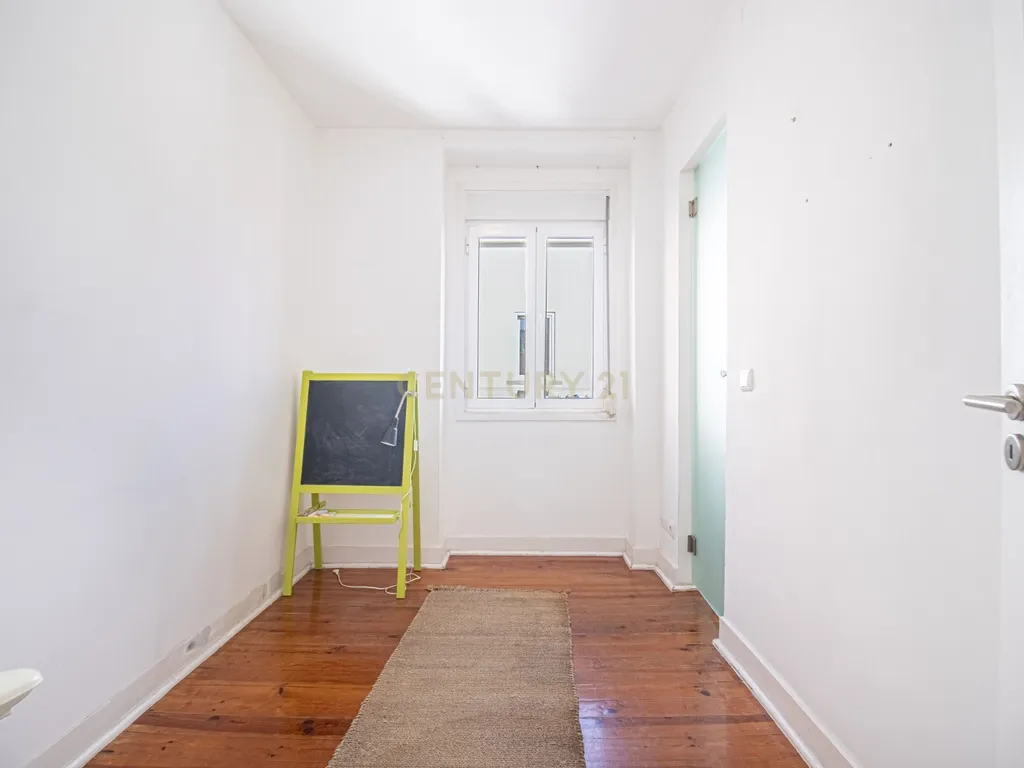 Apartamento T3 no centro de Lisboa - Image 33