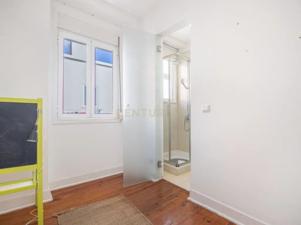 Apartamento T3 no centro de Lisboa - Image 32
