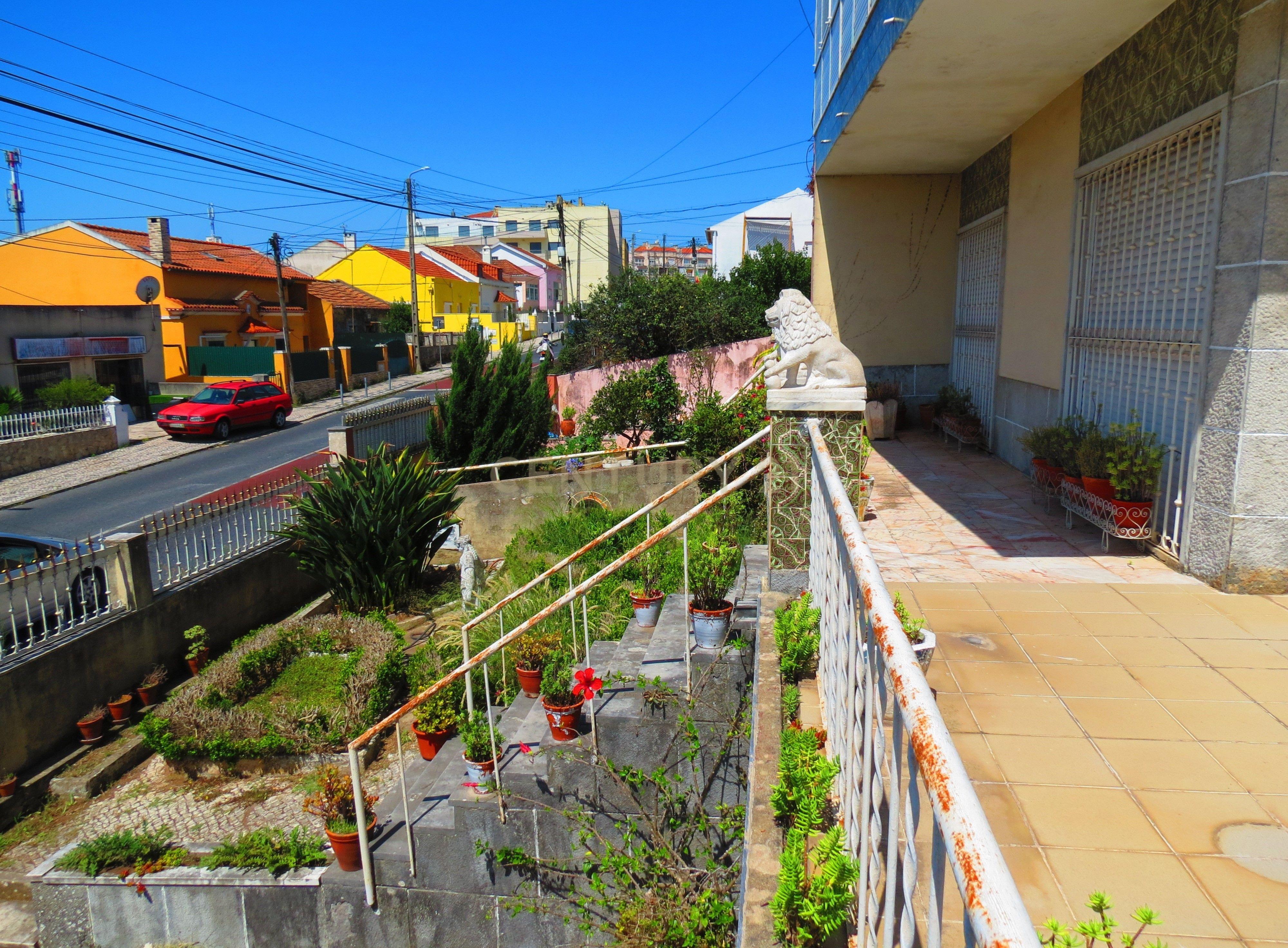 Moradia V5 em Idanha, Belas - Image 22