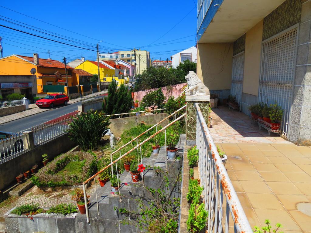 Moradia V5 em Idanha, Belas - Image 22
