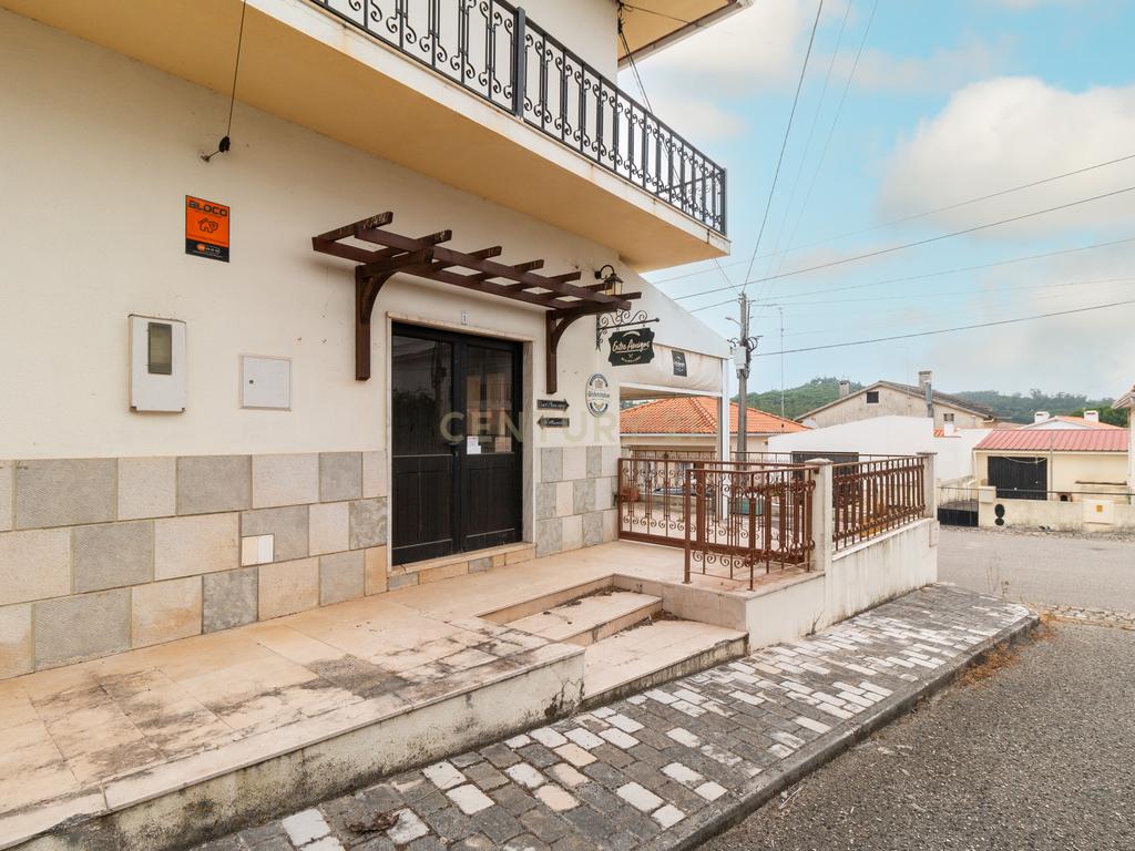 🏡 Moradia T3+1 com sótão habitável e espaço comercial! 🌟 - Image 31