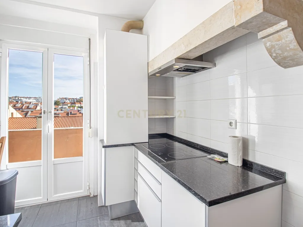Apartamento T3 no centro de Lisboa - Image 9