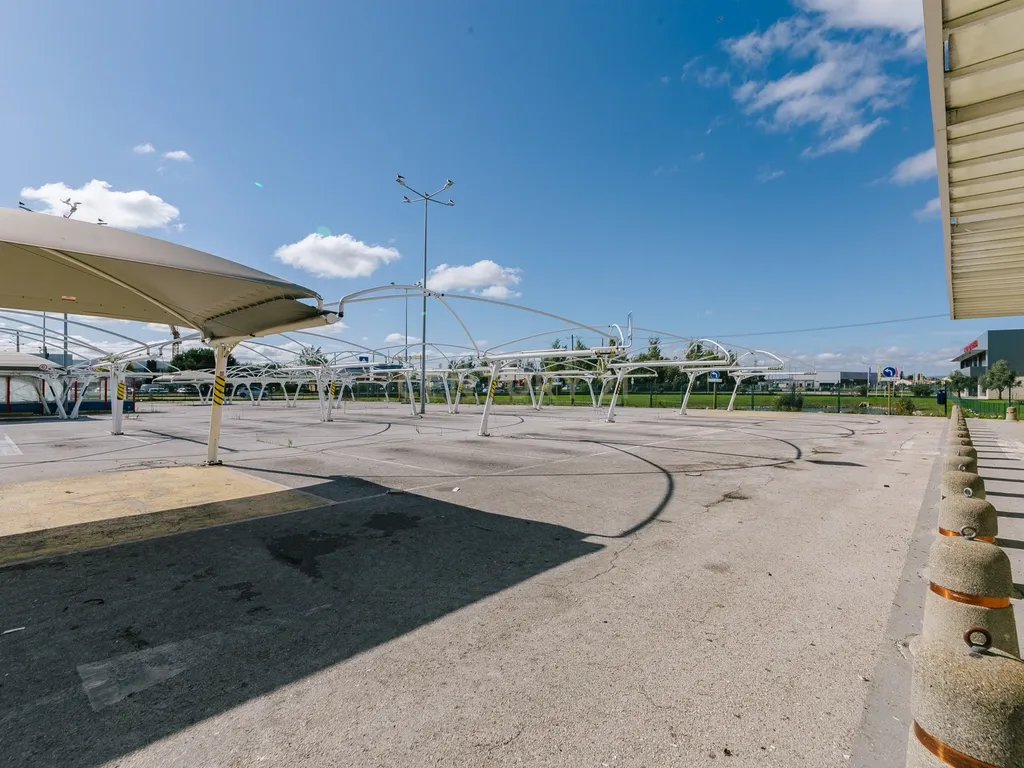 Armazém no Porto Alto (Estrada Nacional 10) - Image 46