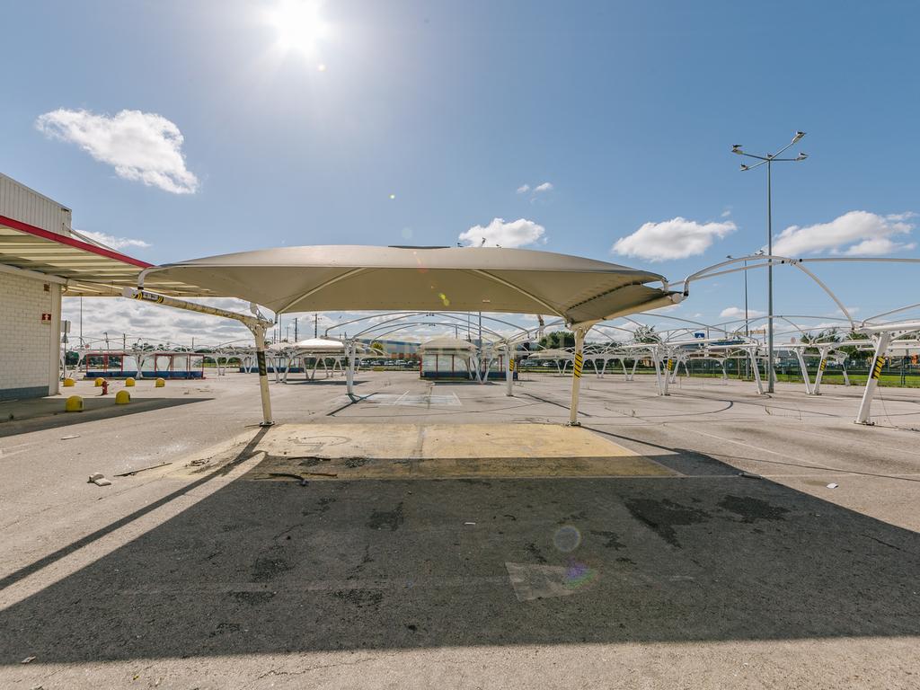 Armazém  no Porto Alto (Estrada Nacional 10) - Image 50