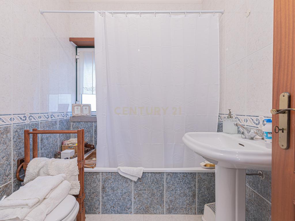 Apartamento Duplex em Sesimbra - Image 12