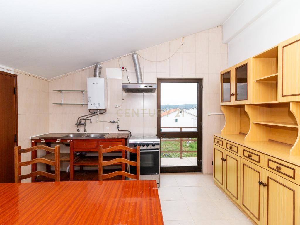 🏡 Moradia T3+1 com sótão habitável e espaço comercial! 🌟 - Image 29