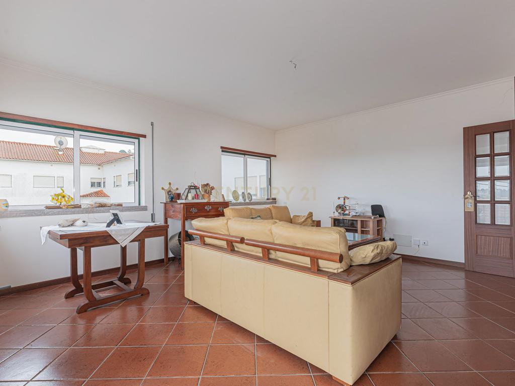 Apartamento Duplex em Sesimbra - Image 2