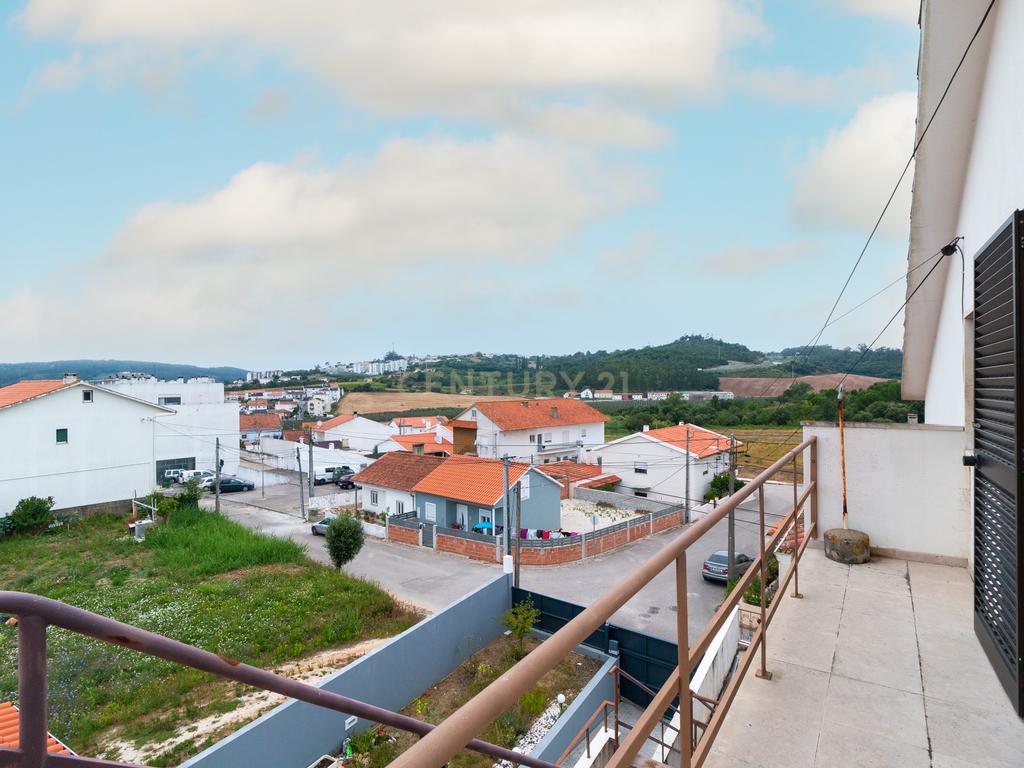 🏡 Moradia T3+1 com sótão habitável e espaço comercial! 🌟 - Image 58