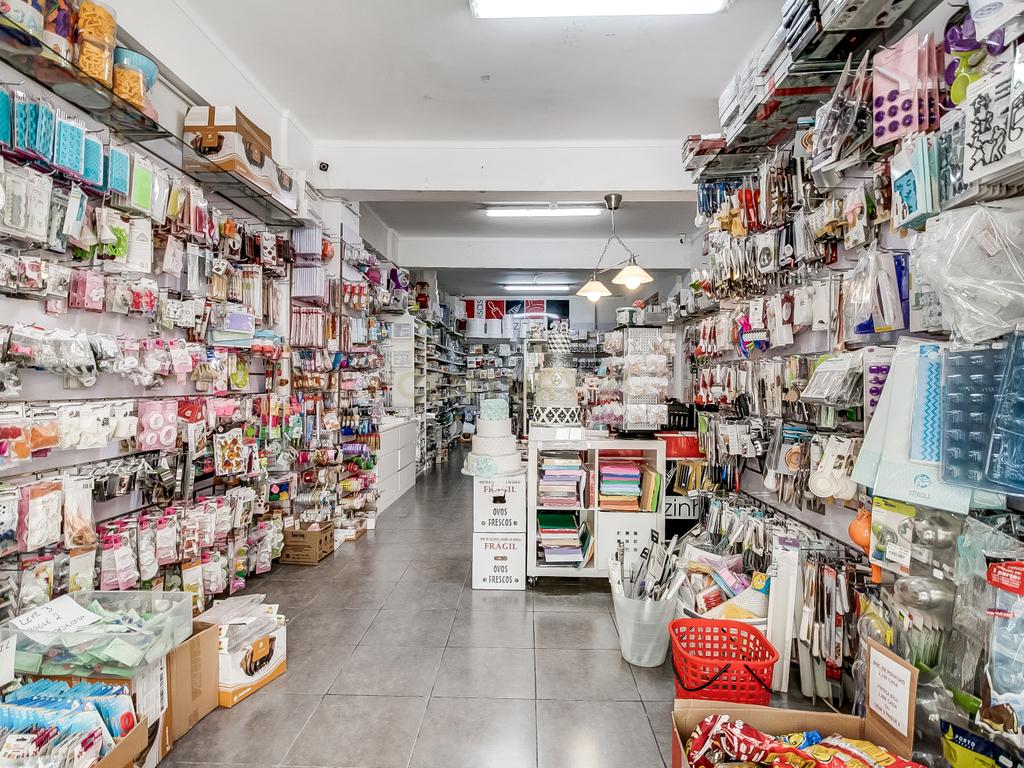 Loja para Venda na Pontinha - Localização Privilegiada com 60m² - Image 7