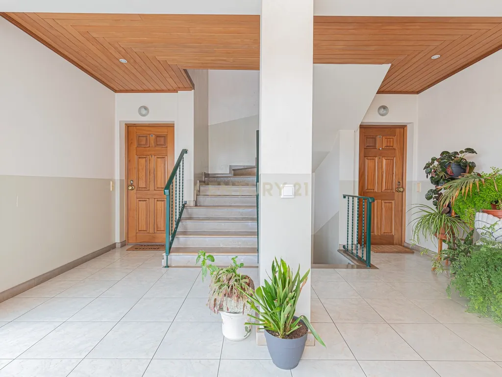 Apartamento Duplex em Sesimbra - Image 24