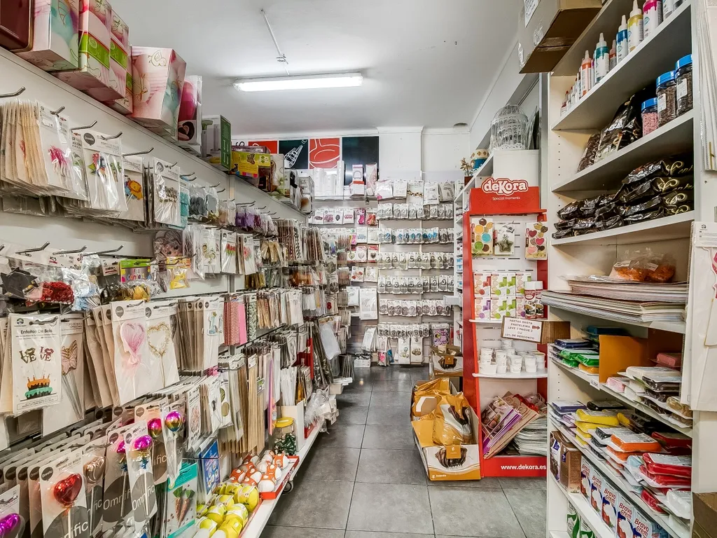 Loja para Venda na Pontinha - Localização Privilegiada com 60m² - Image 24