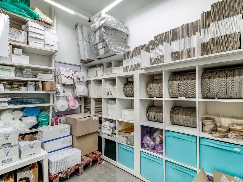 Loja para Venda na Pontinha - Localização Privilegiada com 60m² - Image 8