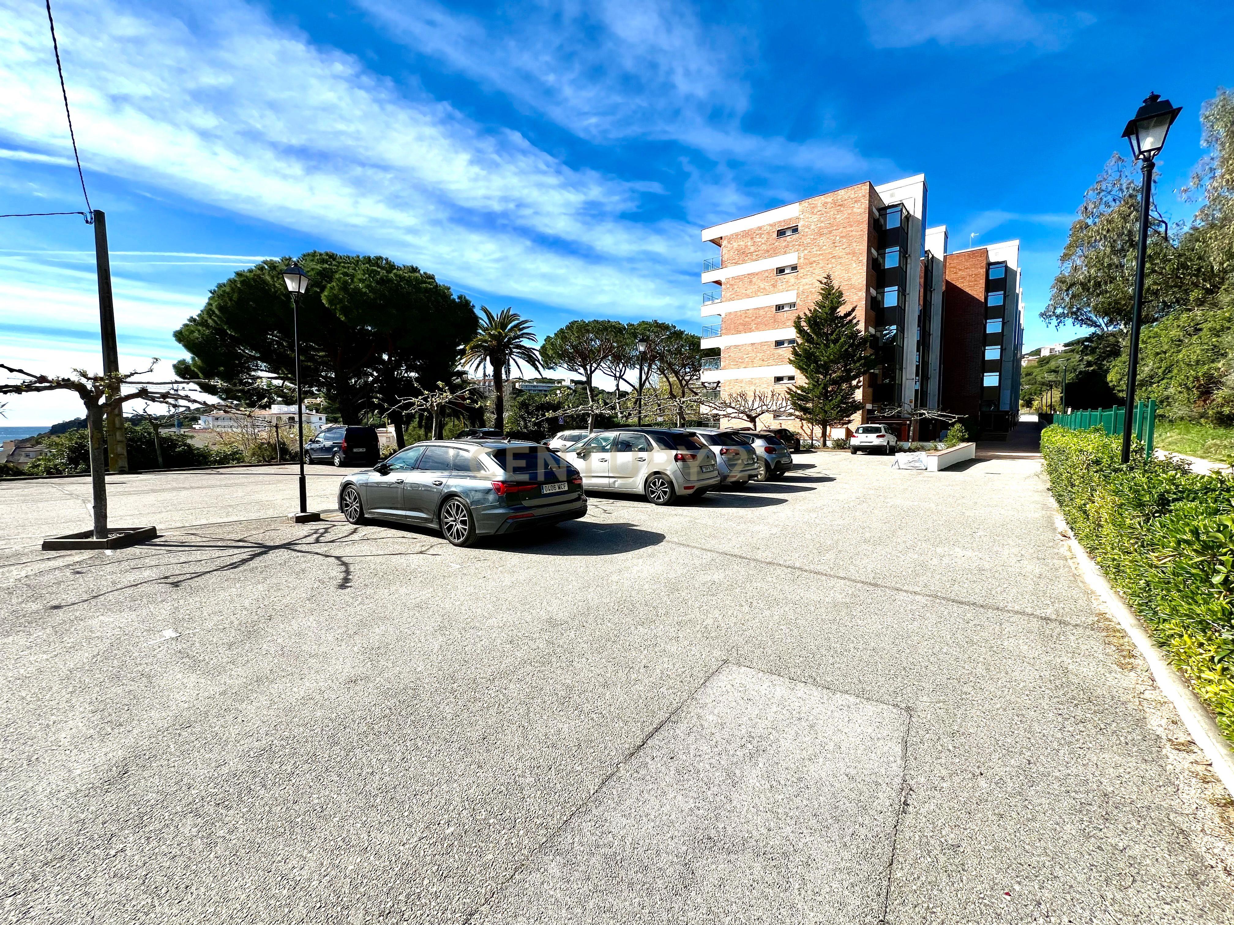 undefined - Image 25