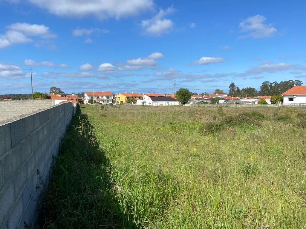 Excelente Terreno Urbano para construção nas Figueiras, Marinha Grande - Image 3