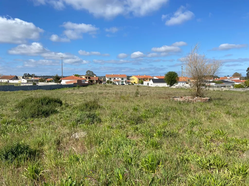 Excelente Terreno Urbano para construção nas Figueiras, Marinha Grande - Image 4