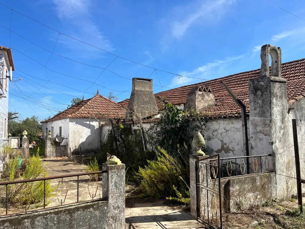 Terreno Misto em Expansão, com Grande Potencial Urbanístico, em Santarém - Image 9