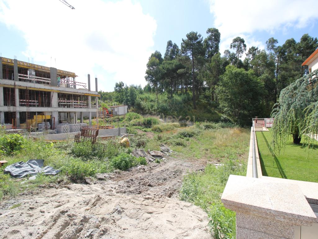 Terreno para construção Localizado em São Martinho de Recezinhos/Penafiel - Image 8