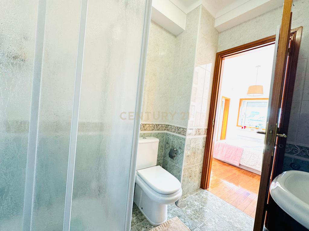 Apartamento T3  com vistas mar e Santa Luzia - Image 32