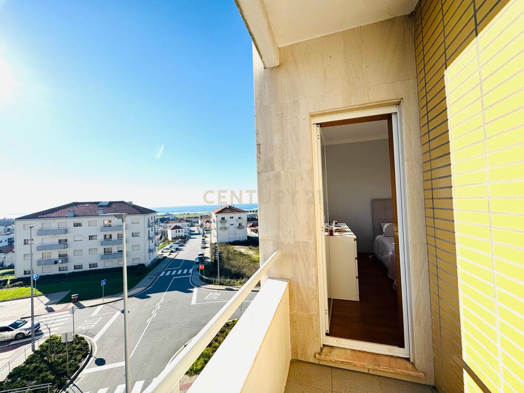 Apartamento T3  com vistas mar e Santa Luzia - Image 31