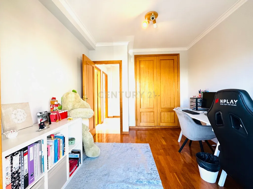Apartamento T3 com vistas mar e Santa Luzia - Image 17