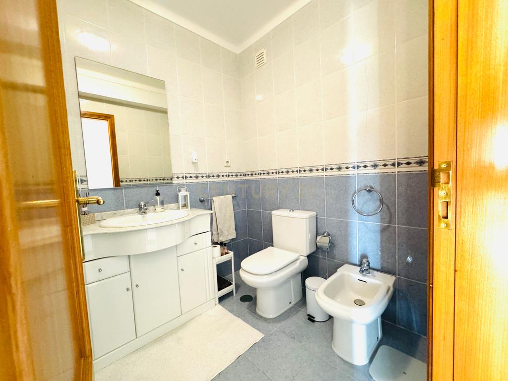 Apartamento T3  com vistas mar e Santa Luzia - Image 14