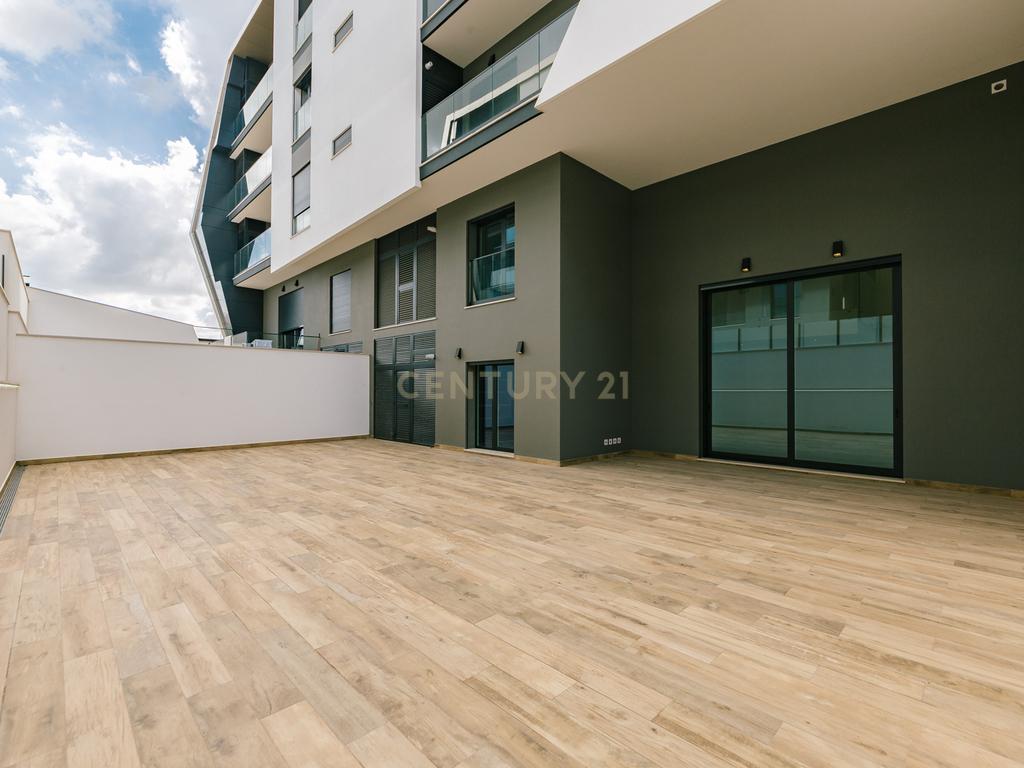 Luxuoso apartamento Duplex T3 - Image 17