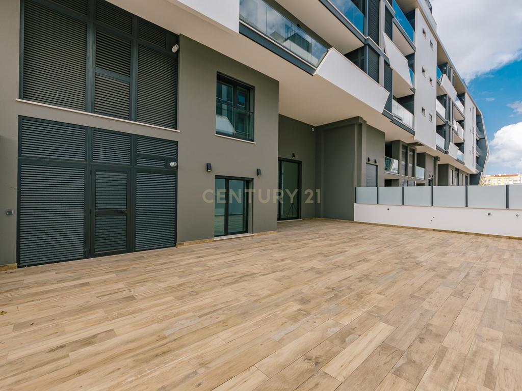 Luxuoso apartamento Duplex T3 - Image 18