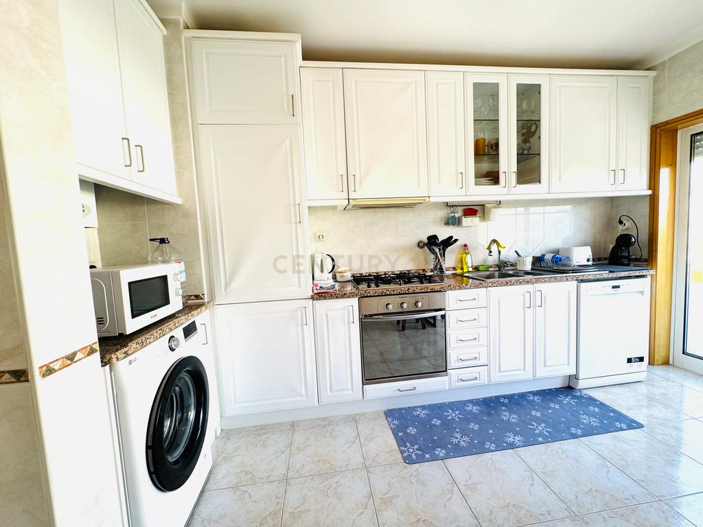 Apartamento T3  com vistas mar e Santa Luzia - Image 10