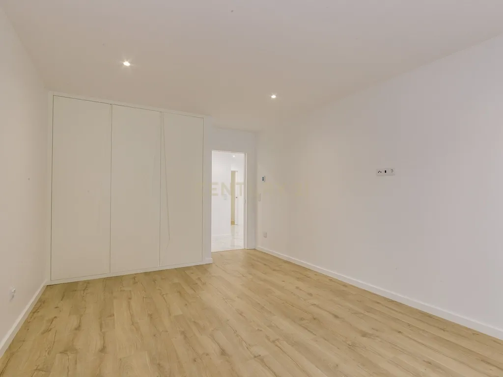 Luxuoso apartamento Duplex T3 - Image 30
