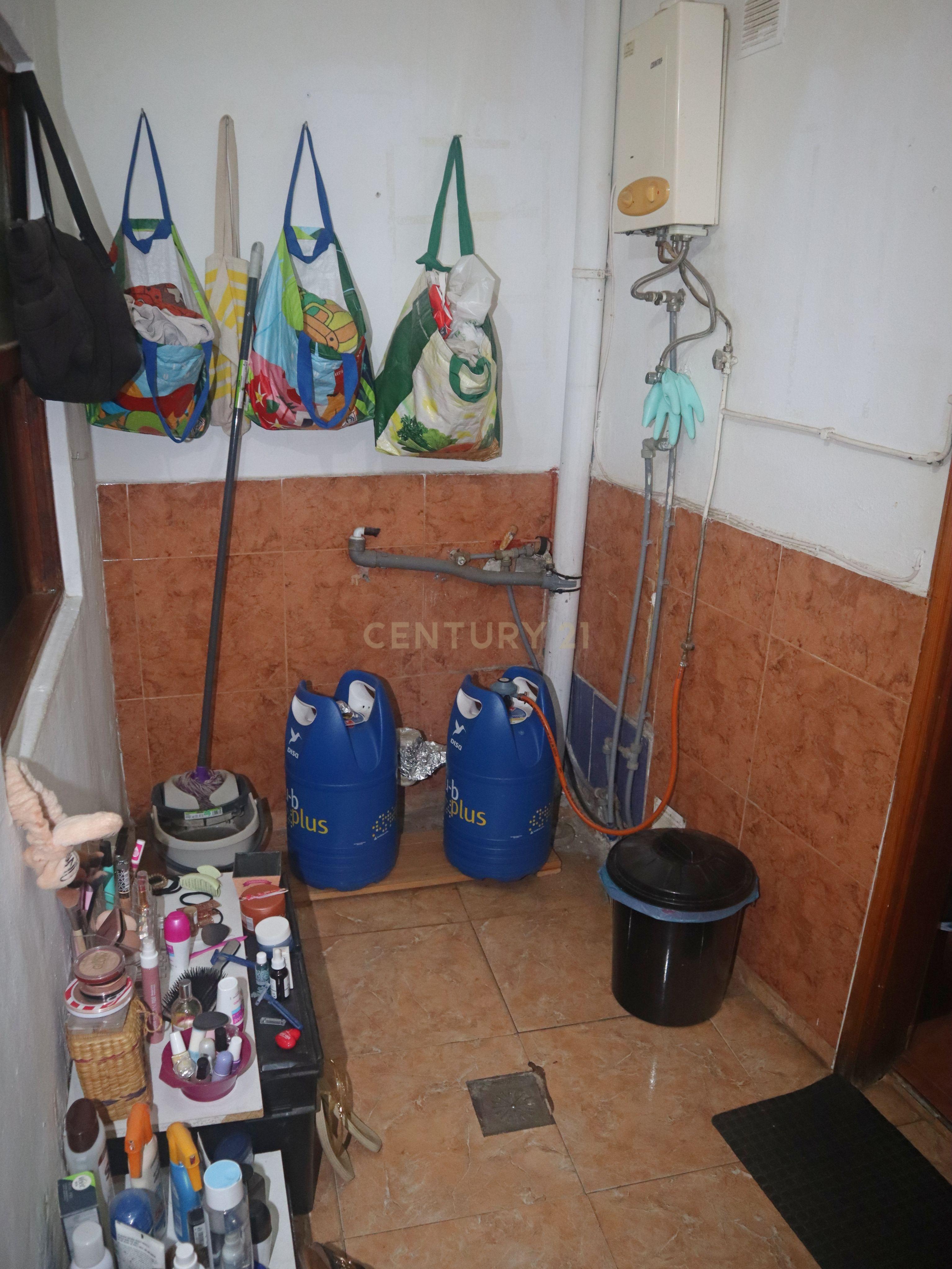 undefined - Image 12