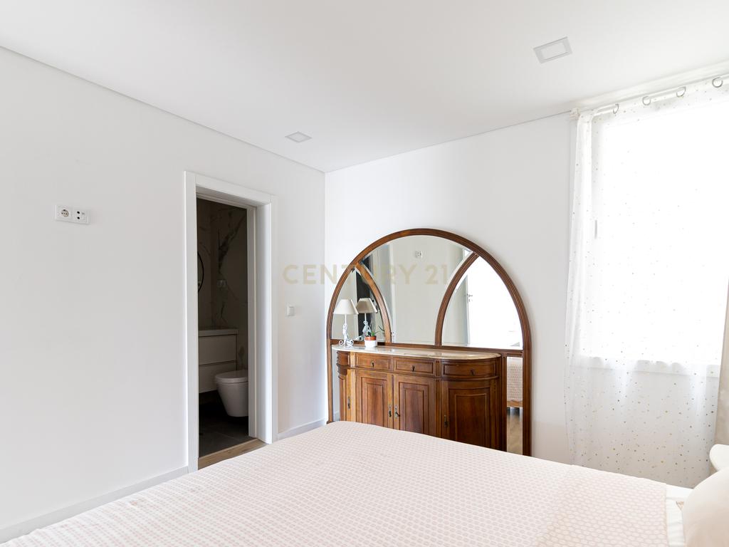 Apartamento T2 novo Avenida da Liberdade Braga - Image 18