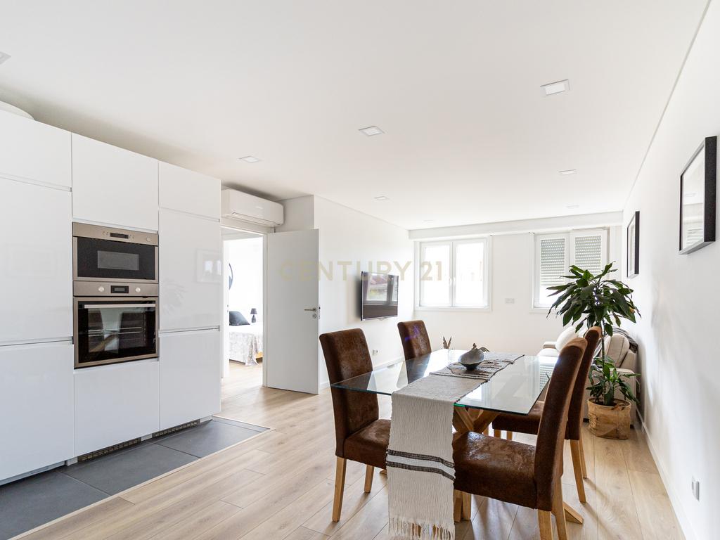 Apartamento T2 novo Avenida da Liberdade Braga - Image 1