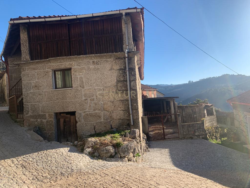 Magnífica Casa em Pedra no Gerês – Um Refúgio Único na Natureza - Image 15