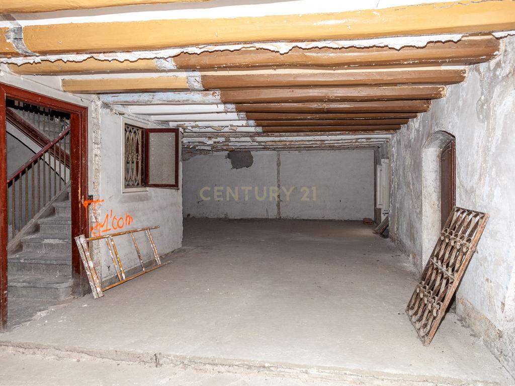 undefined - Image 14