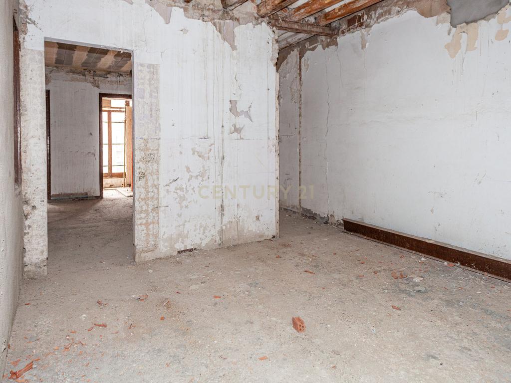undefined - Image 15