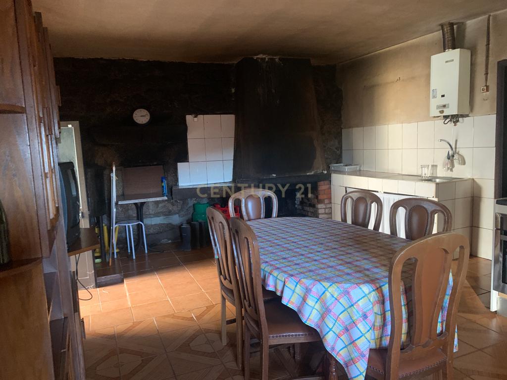 Magnífica Casa em Pedra no Gerês – Um Refúgio Único na Natureza - Image 19