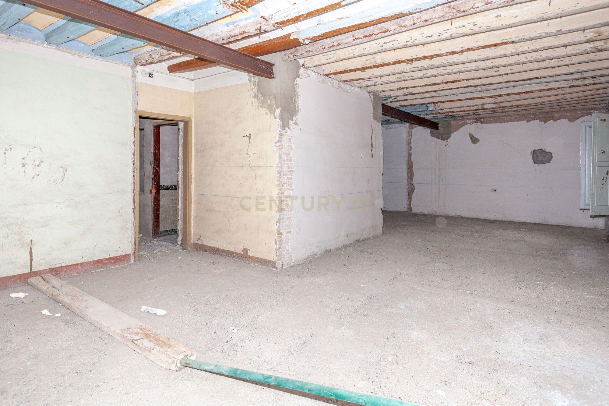 undefined - Image 31