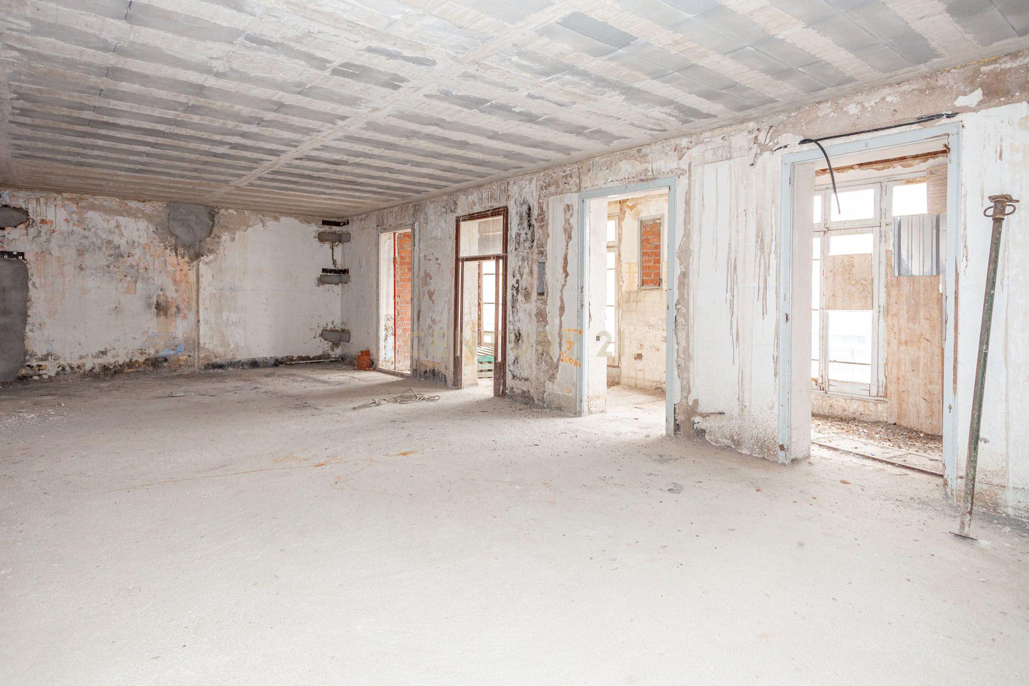 undefined - Image 40