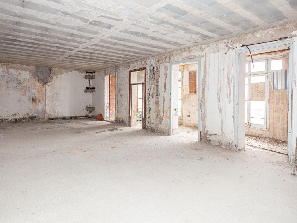 undefined - Image 40