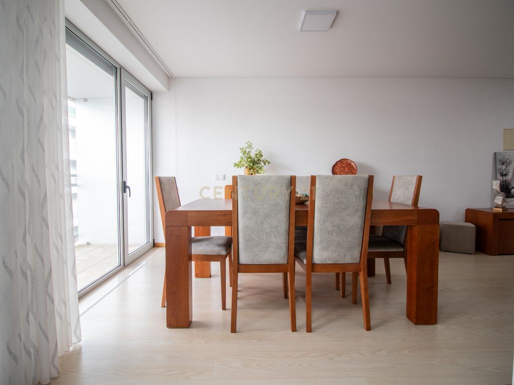 Apartamento Moderno na Figueira da Foz com Estacionamento e Elevador - Image 11