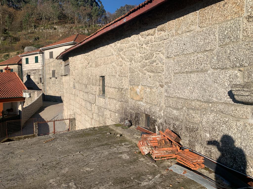 Magnífica Casa em Pedra no Gerês – Um Refúgio Único na Natureza - Image 16