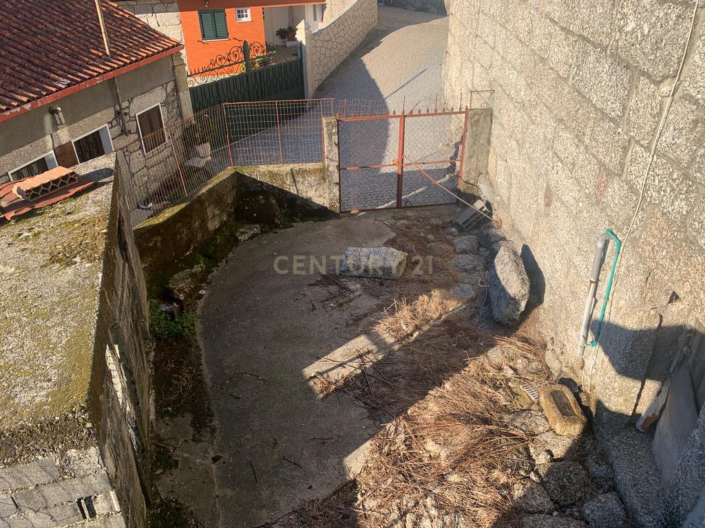 Magnífica Casa em Pedra no Gerês – Um Refúgio Único na Natureza - Image 11