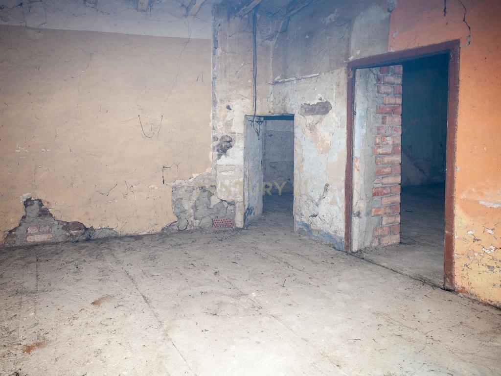 undefined - Image 12