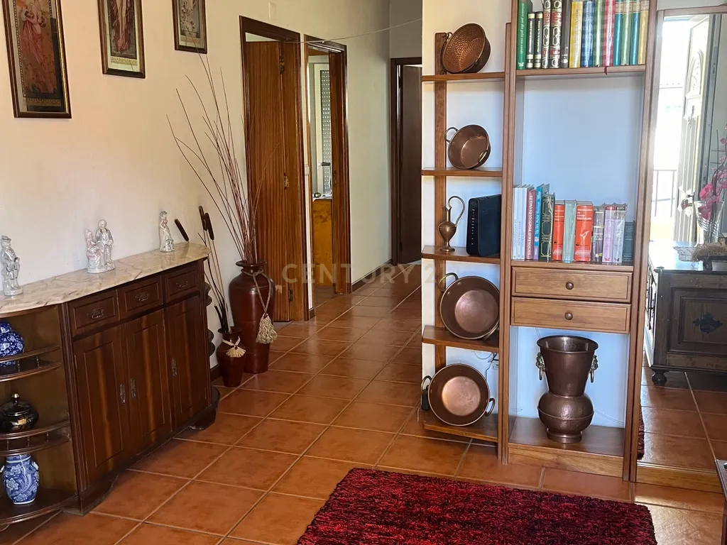 Moradia Isolada (com 4 Frações Independentes) -BRAGANÇA - Image 6