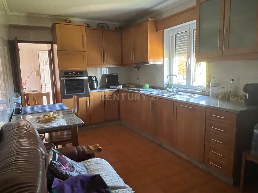 Moradia Isolada (com 4 Frações Independentes) -BRAGANÇA - Image 20