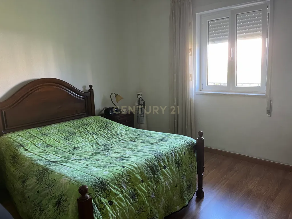 Moradia Isolada (com 4 Frações Independentes) -BRAGANÇA - Image 29