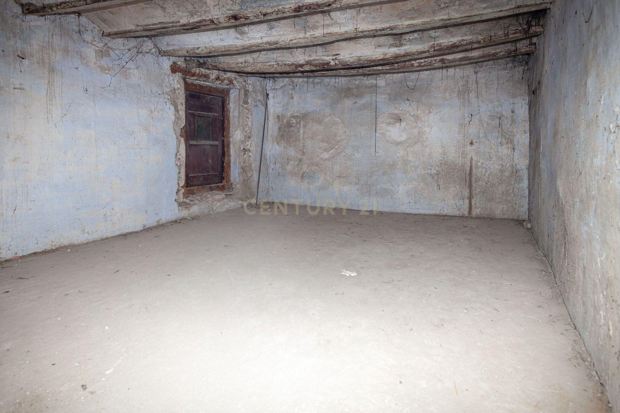 undefined - Image 13